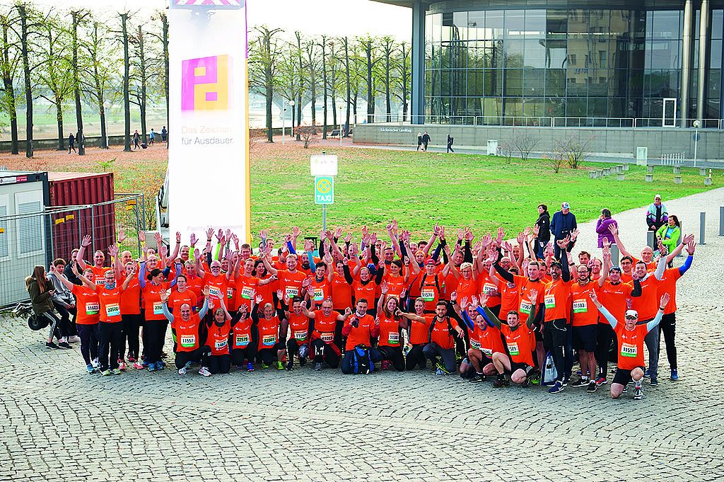 Beim 20. Piepenbrock Dresden-Marathon gingen in diesem Jahr mehr als 100 Läufer für den Gebäudedienstleister an den Start. (Bild: Jeibmann Photographik)