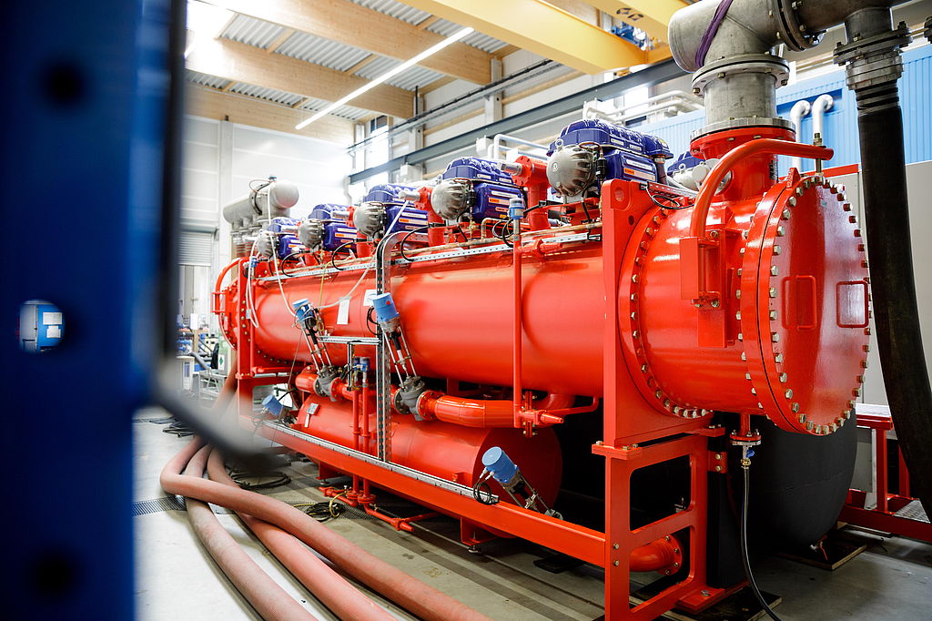 Die QUANTUM-Power-Kältemaschine von ENGIE Refrigeration garantiert für einen deutschen Chemiekonzern höchste Versorgungssicherheit am Standort Singapur. Fotos: ENGIE Refrigeration GmbH, Abdruck bei Nennung der Quelle honorarfrei